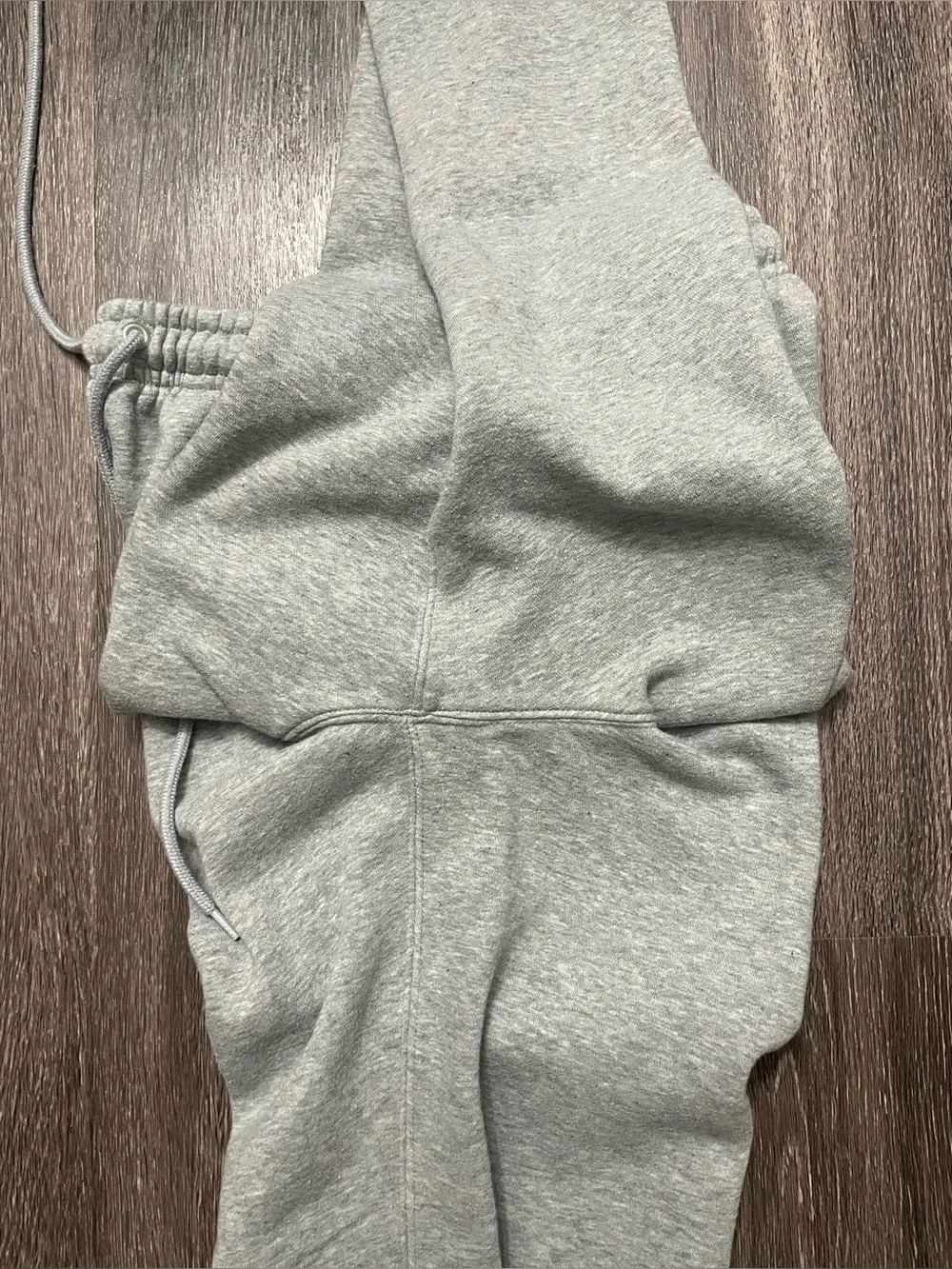 Nike Club Fleece Joggers READ